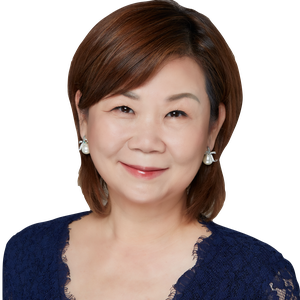 Dr Lynda Wee (Associate Professor at Nanyang Business School, National Technological University)